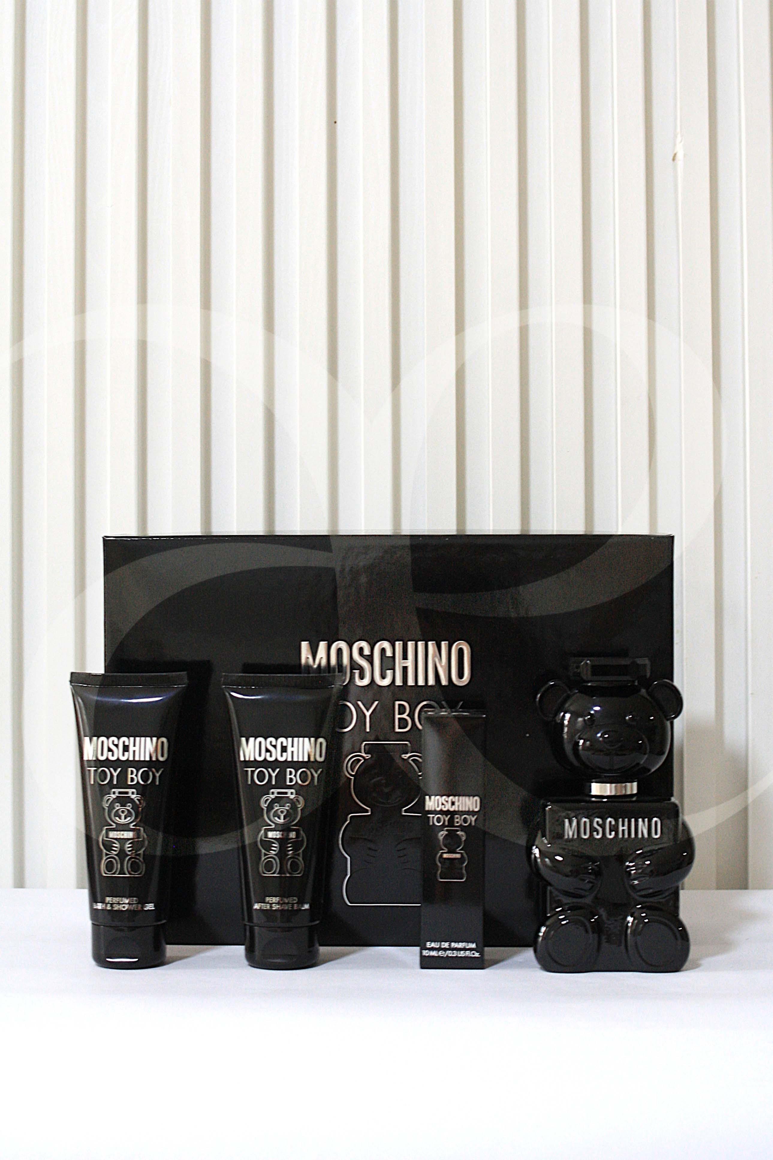 SET MOSCHINO TOY BOY 4 PIEZAS